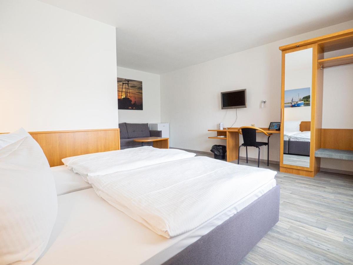 Motel シュトラールズント エクステリア 写真