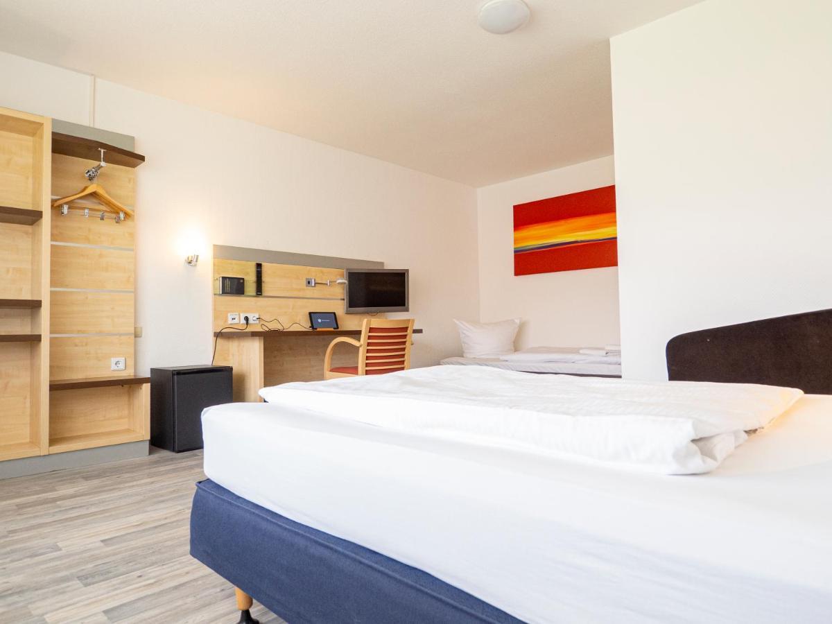Motel シュトラールズント エクステリア 写真