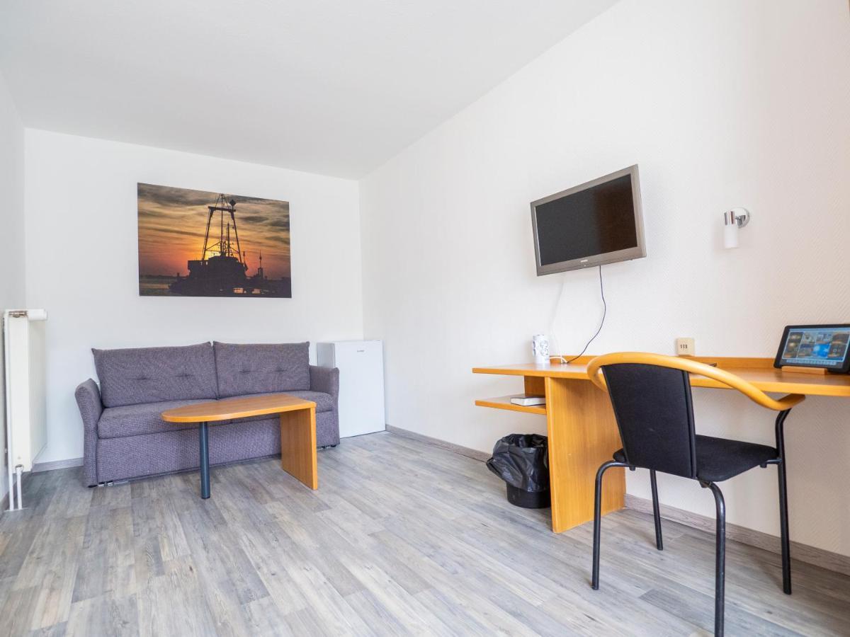 Motel シュトラールズント エクステリア 写真